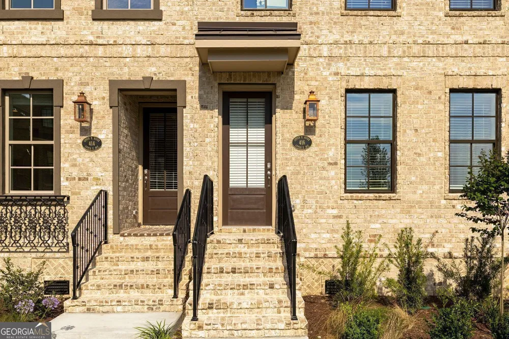 416 Upper East AVE Savannah, GA 31401