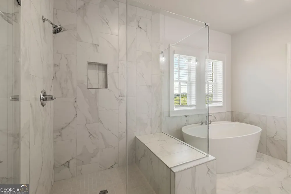 416 Upper East AVE Savannah, GA 31401