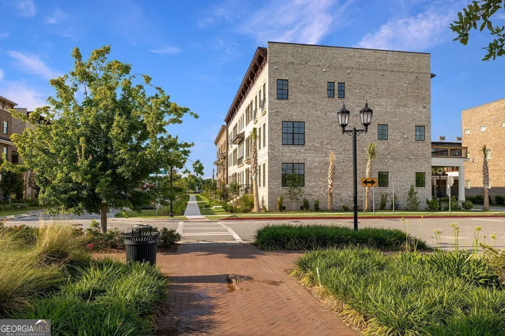 416 Upper East AVE Savannah, GA 31401