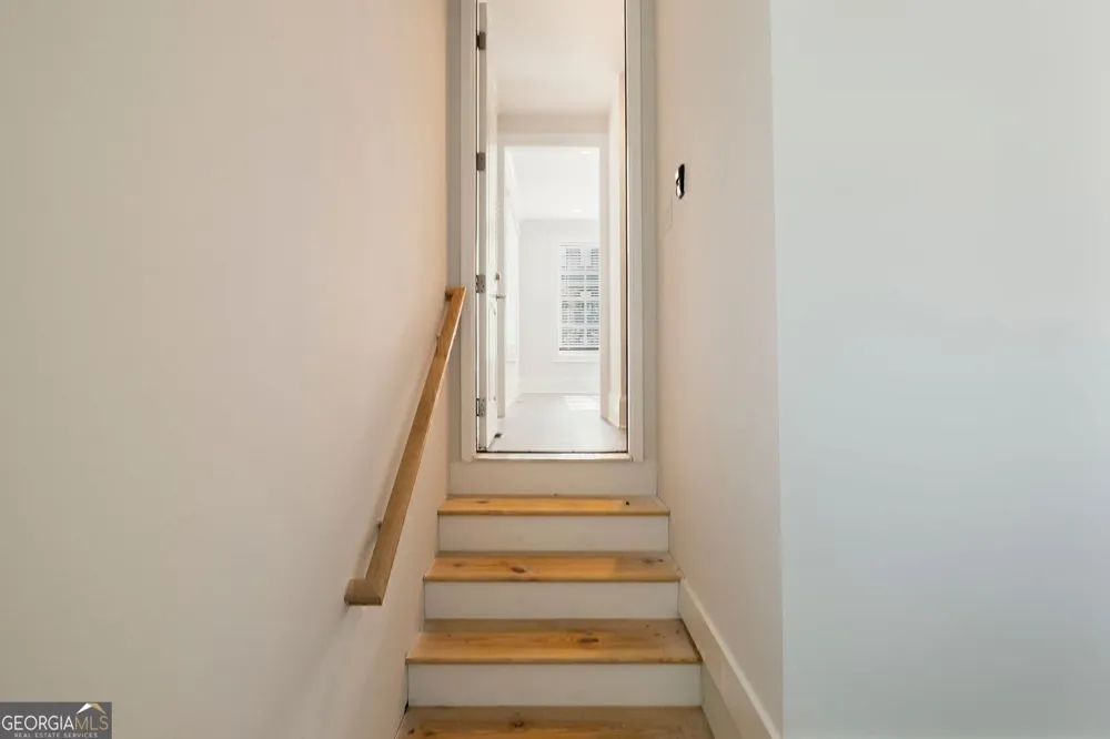 416 Upper East AVE Savannah, GA 31401