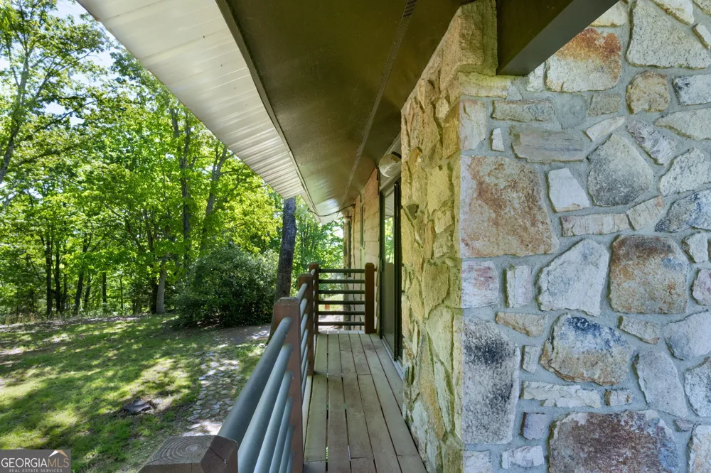 1509 High Point RD Bowdon, GA 30108