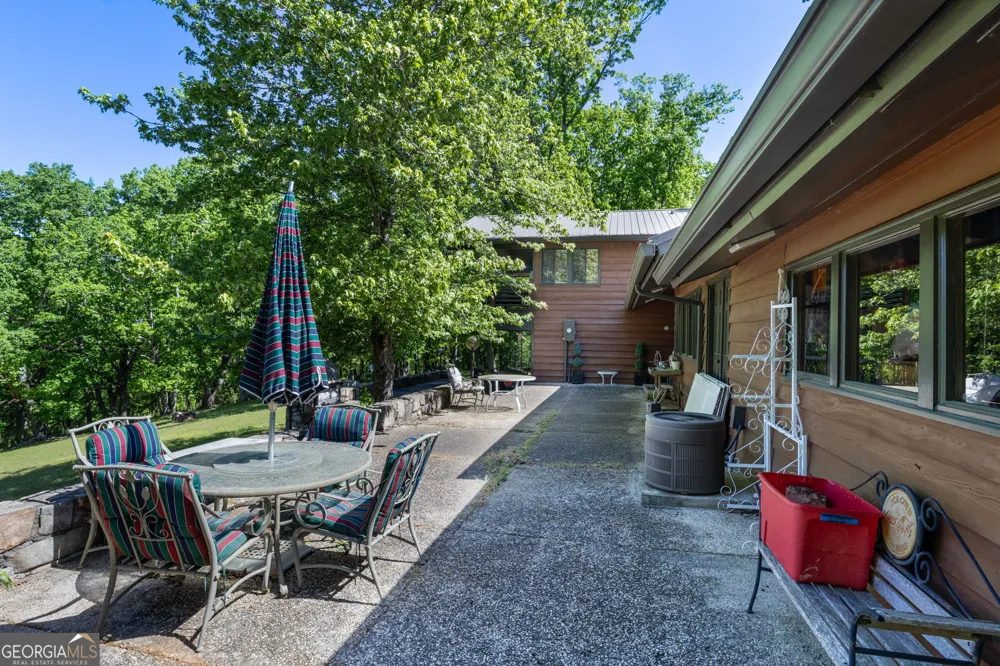 1509 High Point RD Bowdon, GA 30108