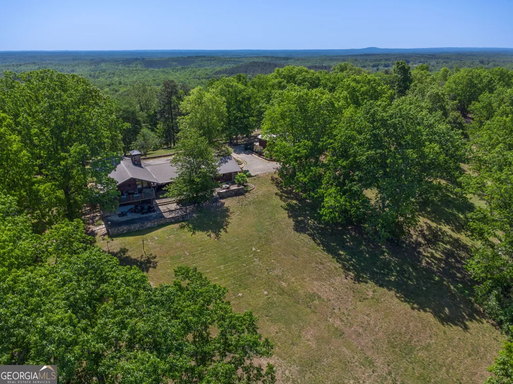 1509 High Point RD Bowdon, GA 30108