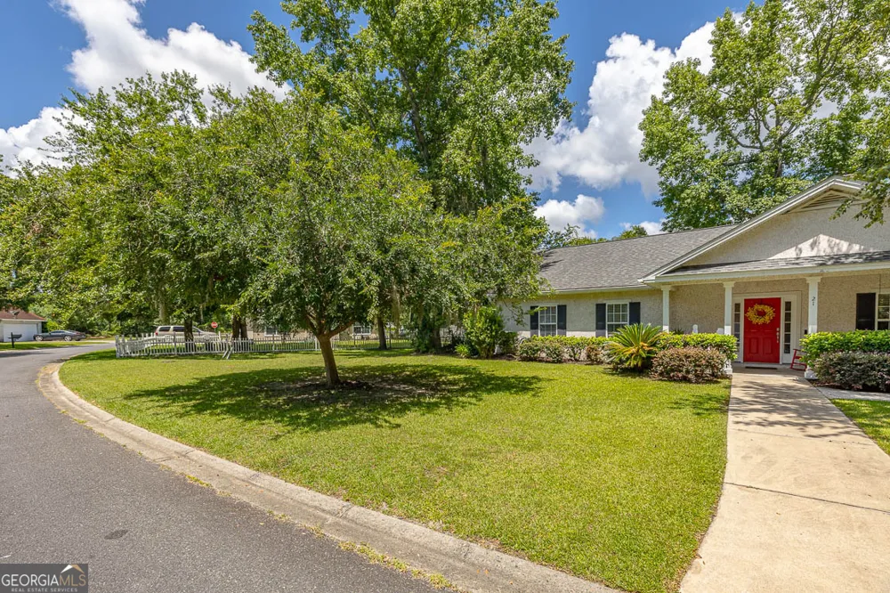 21 Hardwood Forest CIR Brunswick, GA 31525