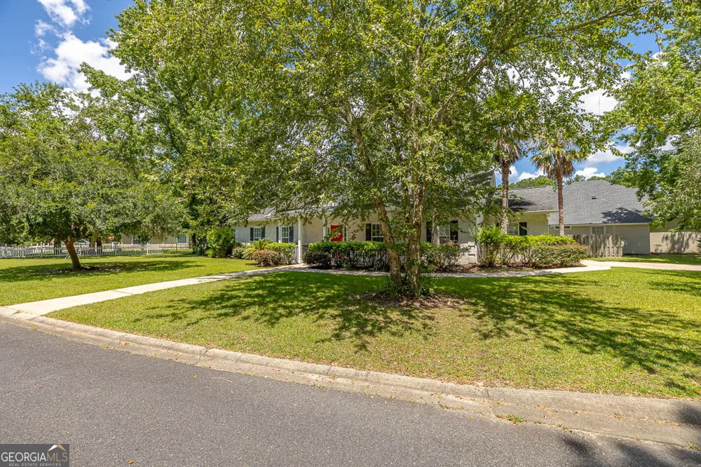 21 Hardwood Forest CIR Brunswick, GA 31525
