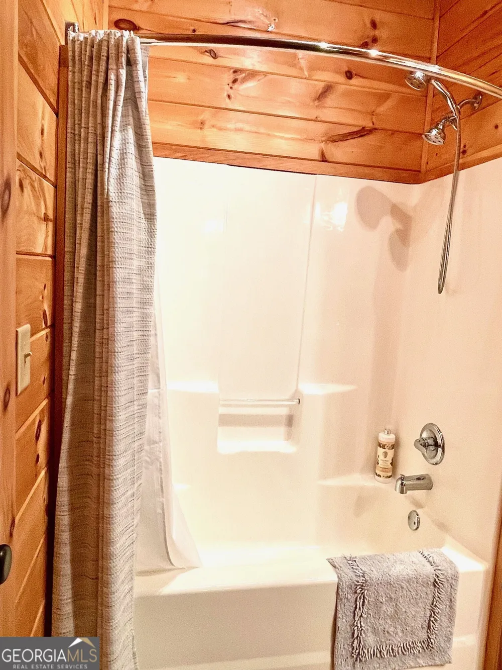 6341 W Laurel LN Young Harris, GA 30582