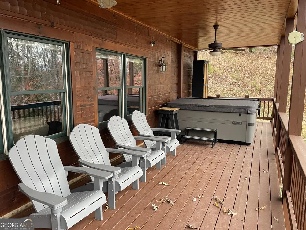 6341 W Laurel LN Young Harris, GA 30582