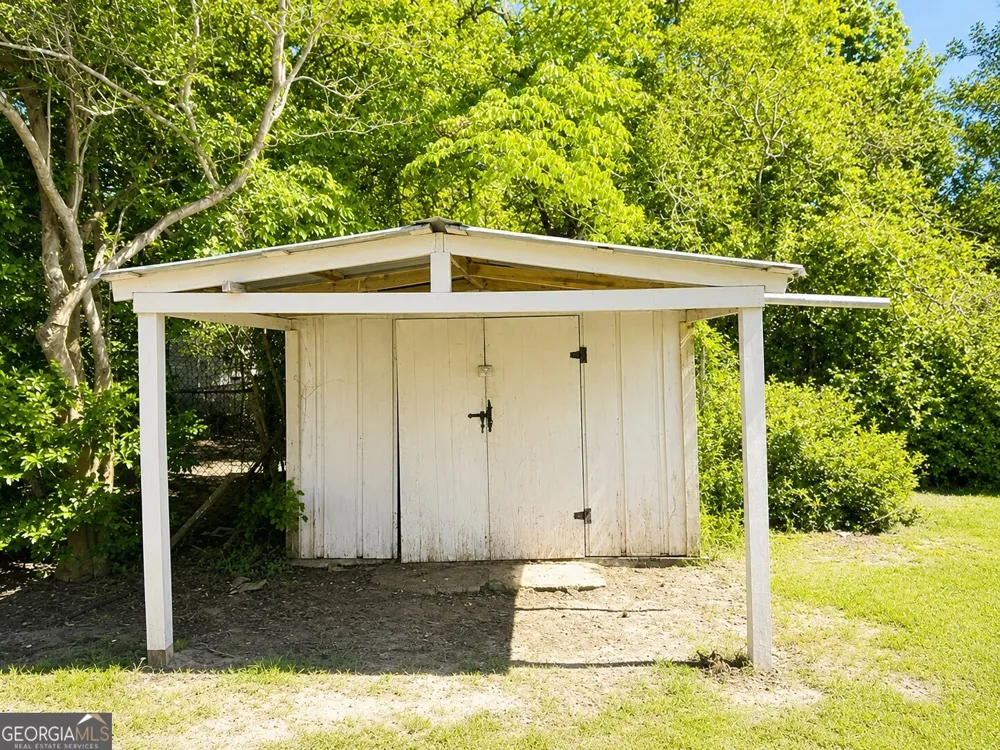 1502 Camellia DR Dublin, GA 31021