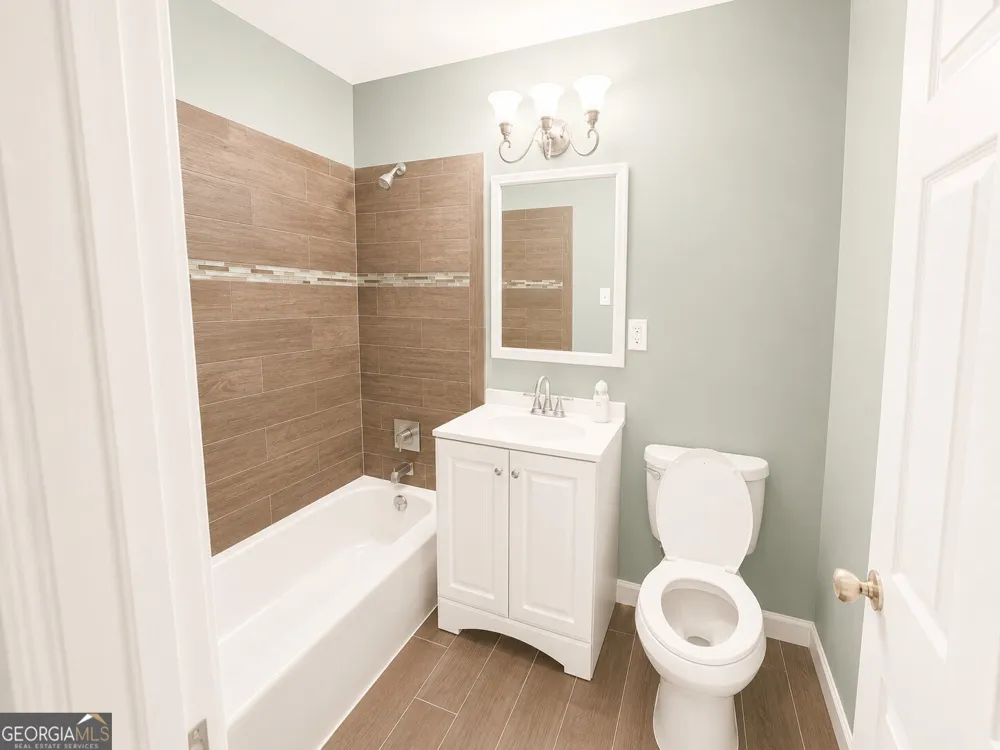 1502 Camellia DR Dublin, GA 31021
