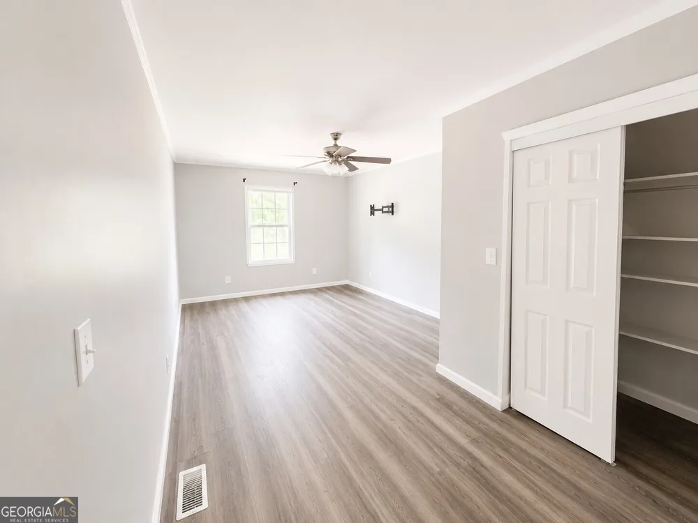 1502 Camellia DR Dublin, GA 31021