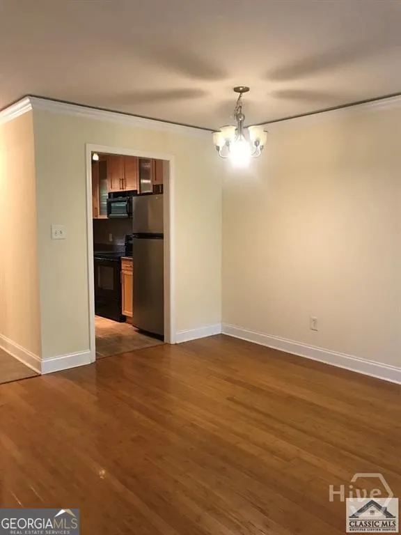 1055 Baxter ST Athens, GA 30606