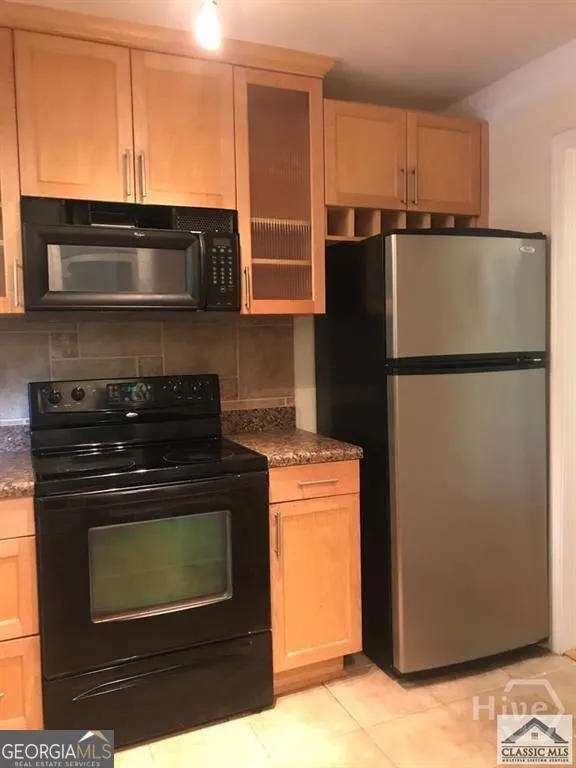 1055 Baxter ST Athens, GA 30606
