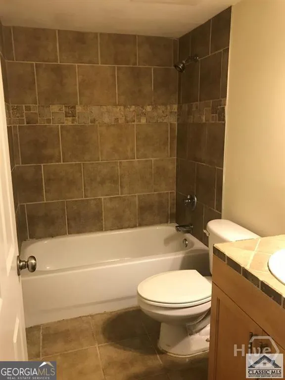1055 Baxter ST Athens, GA 30606