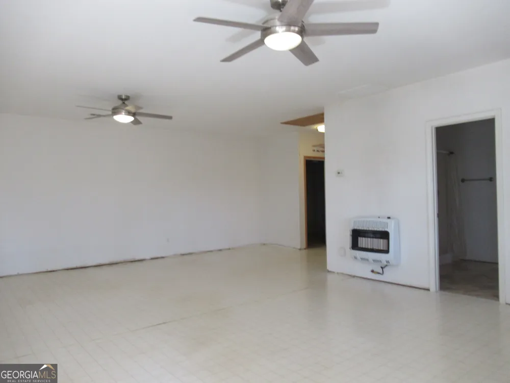 378 Laurel CIR Dahlonega, GA 30533