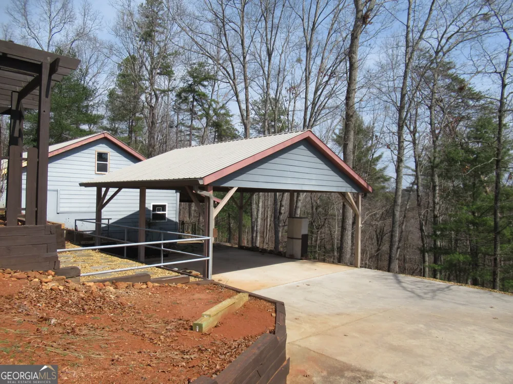 378 Laurel CIR Dahlonega, GA 30533