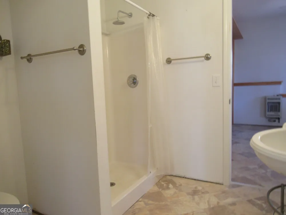 378 Laurel CIR Dahlonega, GA 30533
