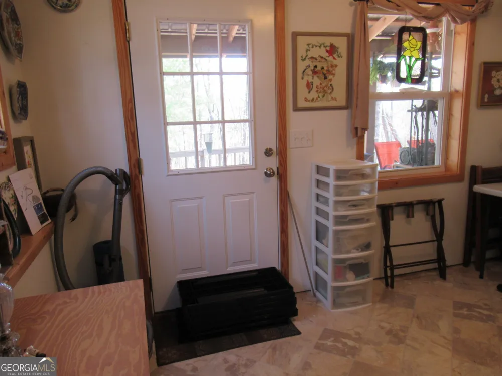 378 Laurel CIR Dahlonega, GA 30533