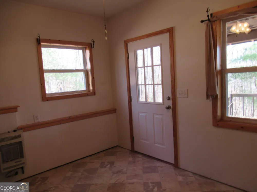 378 Laurel CIR Dahlonega, GA 30533