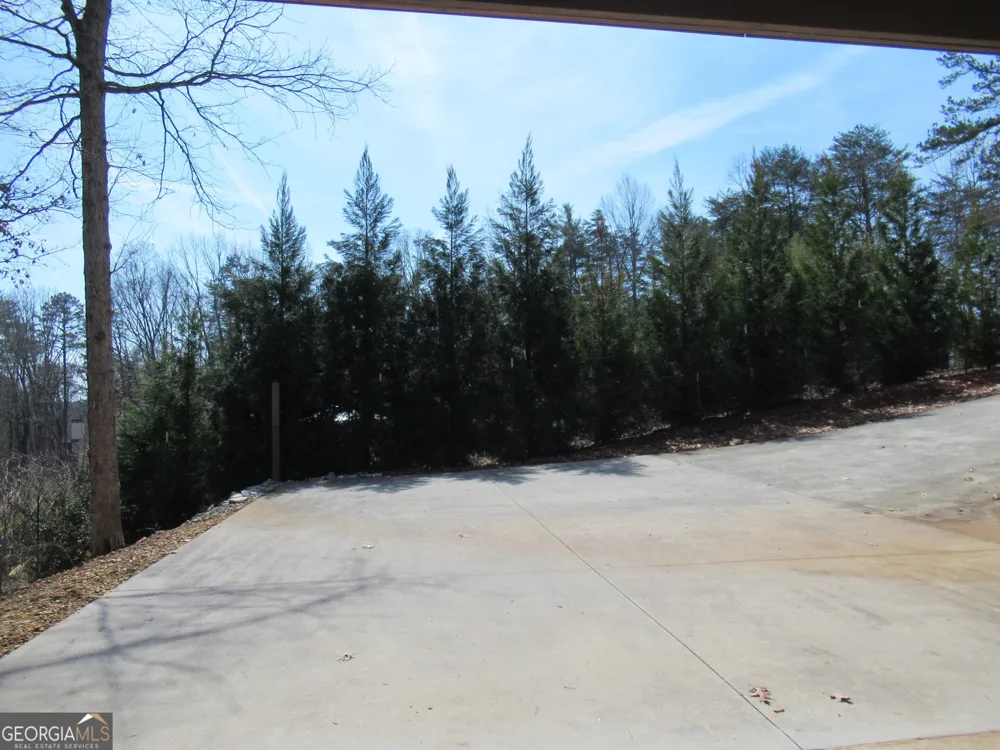 378 Laurel CIR Dahlonega, GA 30533