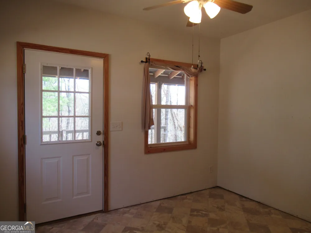 378 Laurel CIR Dahlonega, GA 30533