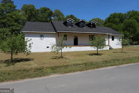 271 Cemetery RD
