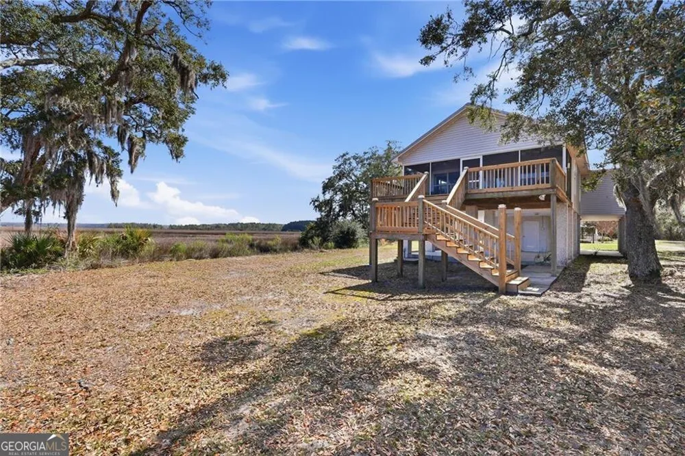 1116 Pleasure Point LN NE Townsend, GA 31331