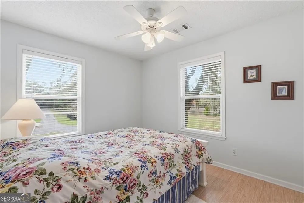 1116 Pleasure Point LN NE Townsend, GA 31331