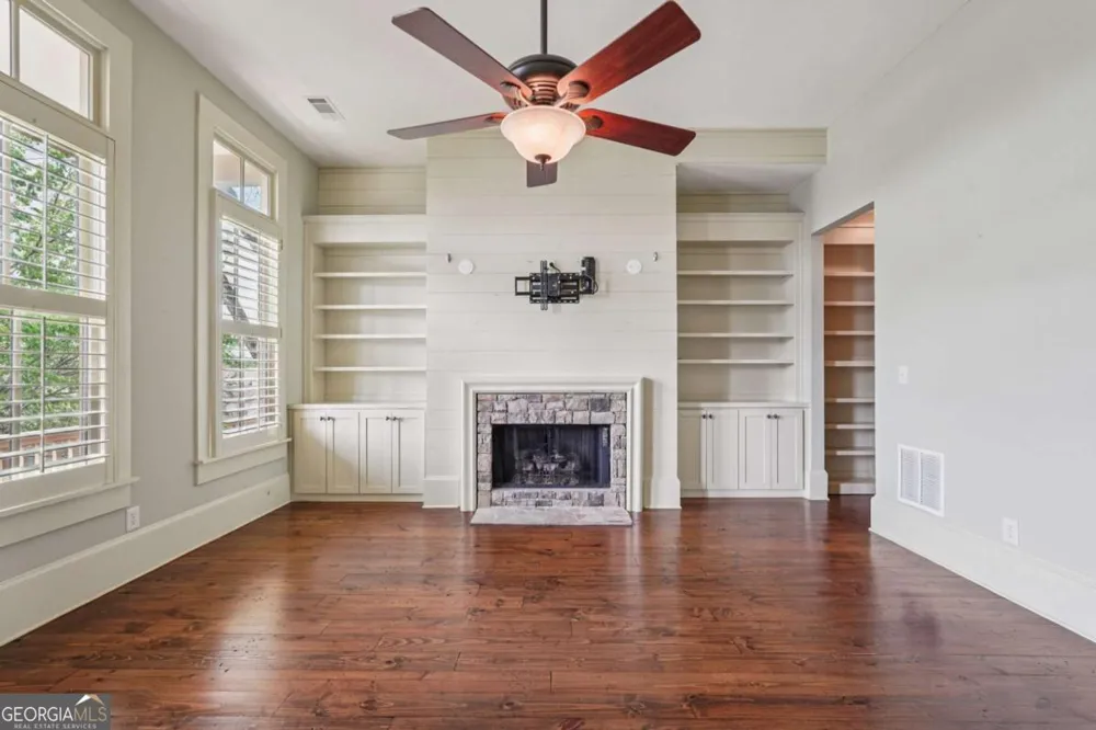 5960 Webster CIR Norcross, GA 30071