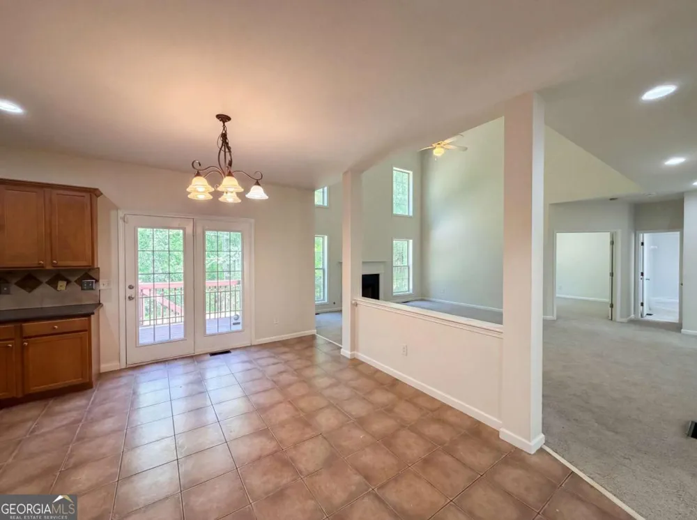 520 Lullaby CT Fayetteville, GA 30214