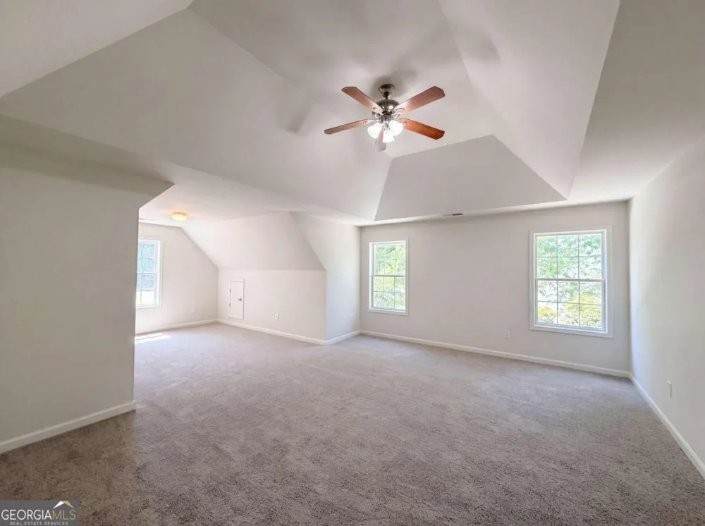 520 Lullaby CT Fayetteville, GA 30214