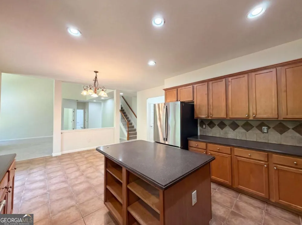520 Lullaby CT Fayetteville, GA 30214