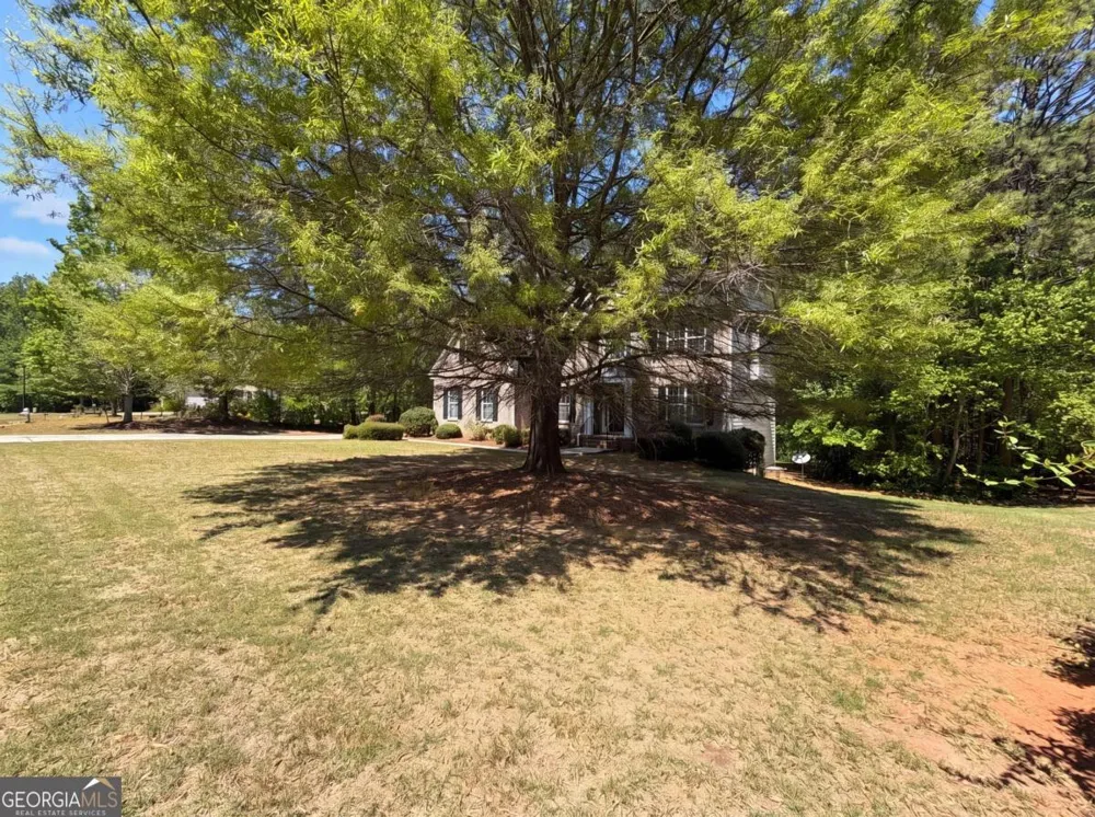 520 Lullaby CT Fayetteville, GA 30214