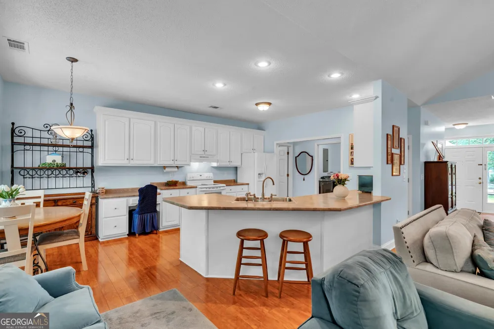 733 Flanders LN Dublin, GA 31021