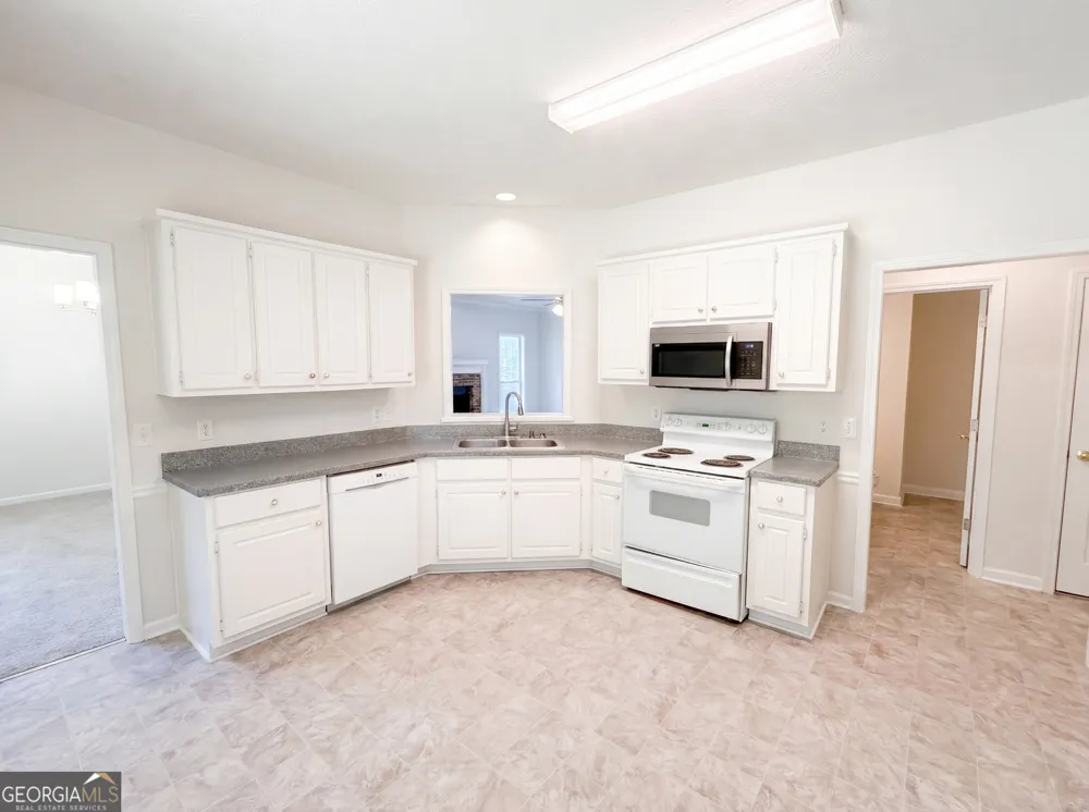 170 Rosewood CIR Covington, GA 30016
