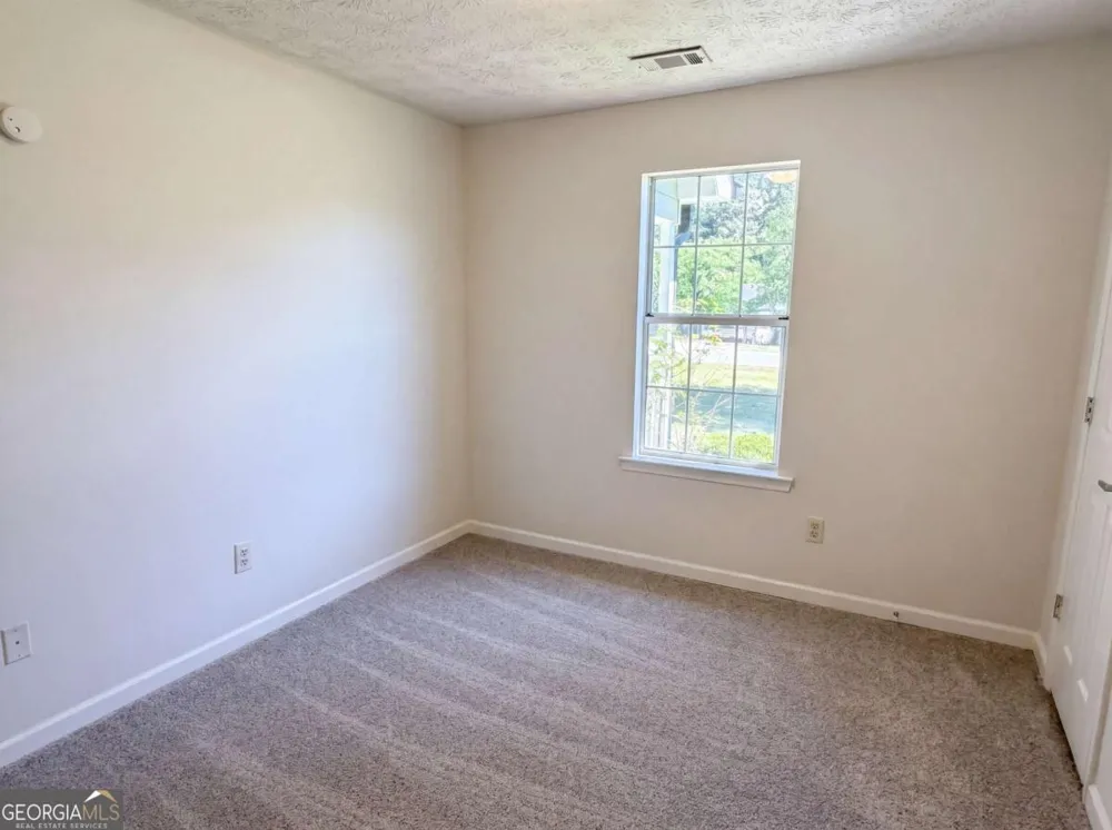 90 Rolling Ridge DR Covington, GA 30016