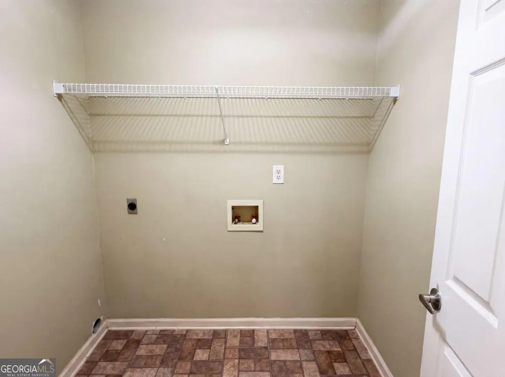 90 Rolling Ridge DR Covington, GA 30016