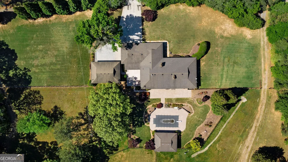 1132 Euharlee RD Kingston, GA 30145