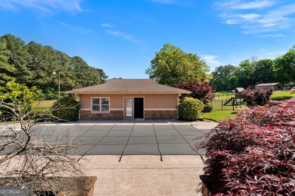 1132 Euharlee RD Kingston, GA 30145