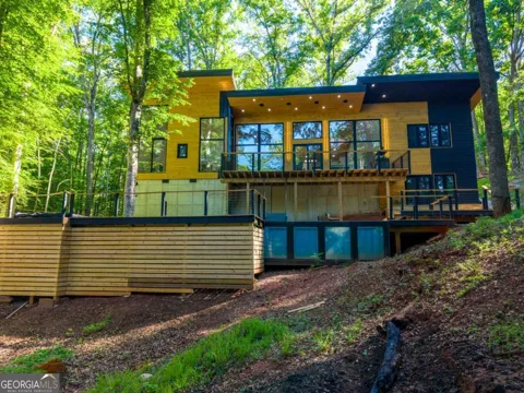 642 Susan Davis RD