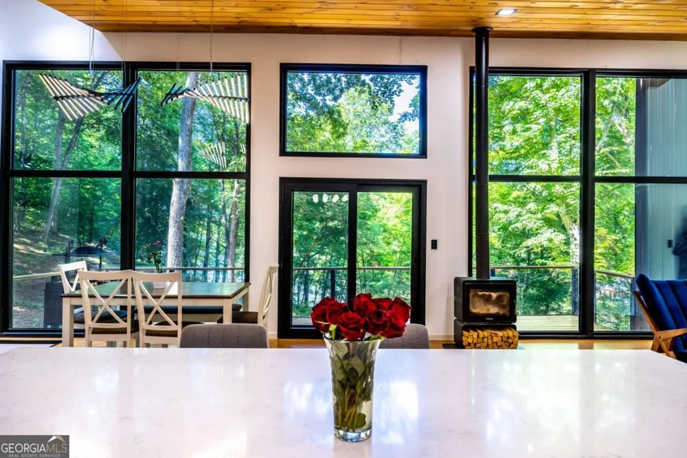 642 Susan Davis RD Sparta, GA 31087