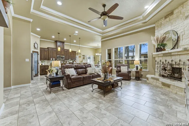 203 Champions Blvd. ( Two Homes ) La Vernia, TX 78121