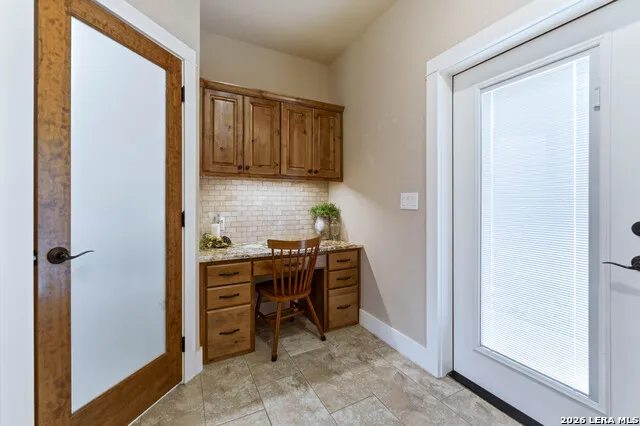 203 Champions Blvd. ( Two Homes ) La Vernia, TX 78121