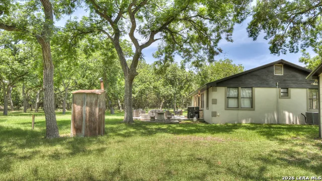 727 Leakey Springs Rd. Leakey, TX 78873