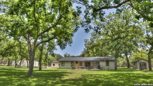 727 Leakey Springs Rd. Leakey, TX 78873