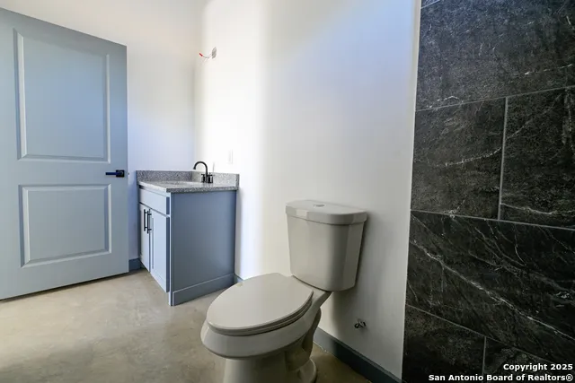 1003 W Galveston Marfa, TX 79843