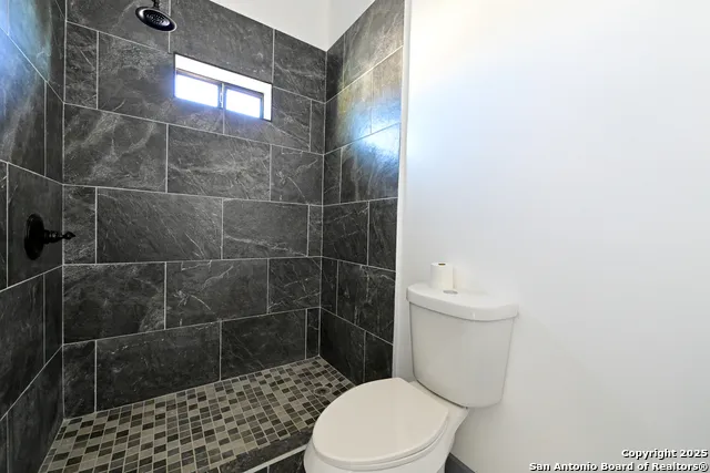1003 W Galveston Marfa, TX 79843