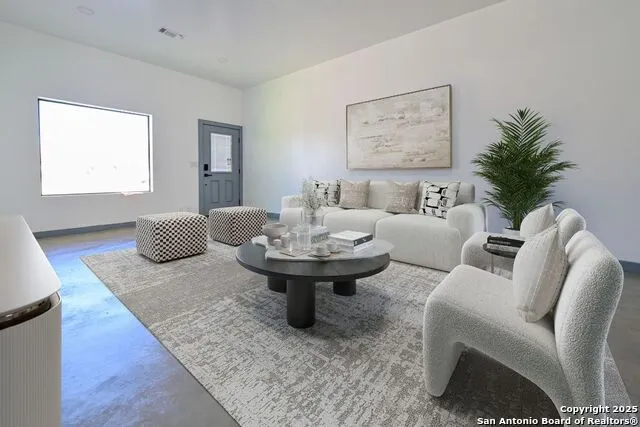 1003 W Galveston Marfa, TX 79843