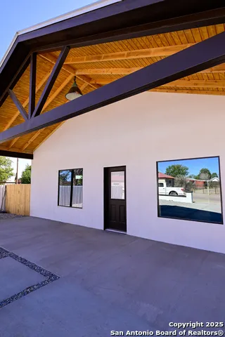 1003 W Galveston Marfa, TX 79843