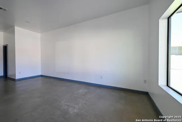 1003 W Galveston Marfa, TX 79843