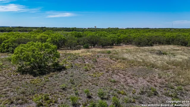 6266 Highway 281 Three Rivers, TX 78071